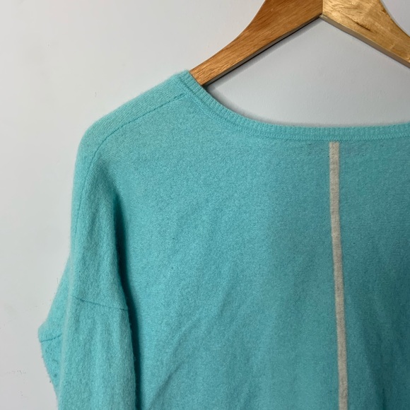 Lilly Pulitzer Cashmere V-Neck Sweater, sz. L - Picture 5 of 6